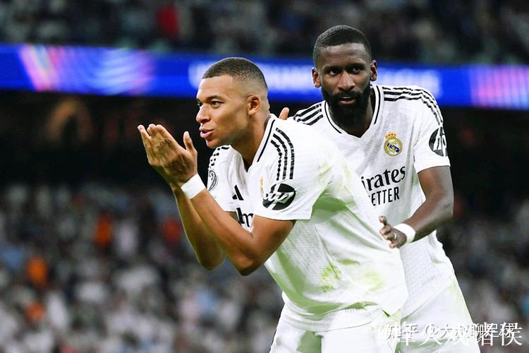 皇马姆巴佩欧冠大四喜！马竞2-1国米，阿森纳3-1