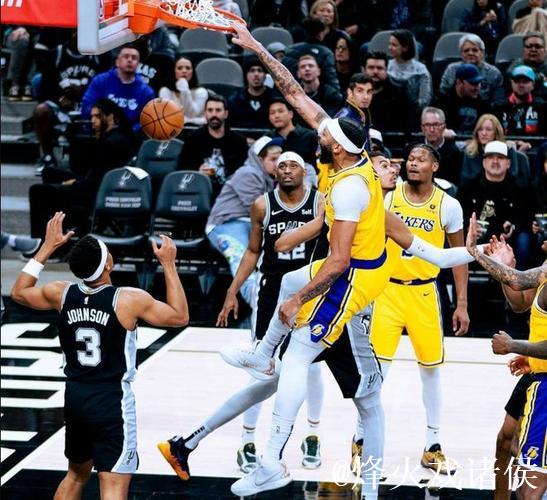 格林33分闪耀全场,浓眉30+13詹姆斯21+13,火箭险胜湖人 格林33分闪耀全场,浓眉30+13詹姆斯21+13,火箭险胜湖人