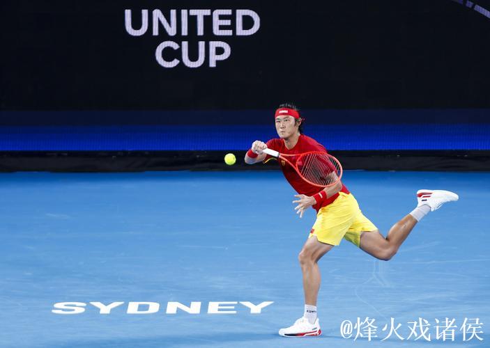 联合杯:中国队0-3负于加拿大 小组赛战绩一胜一负 联合杯:中国队0-3负于加拿大 小组赛战绩一胜一负