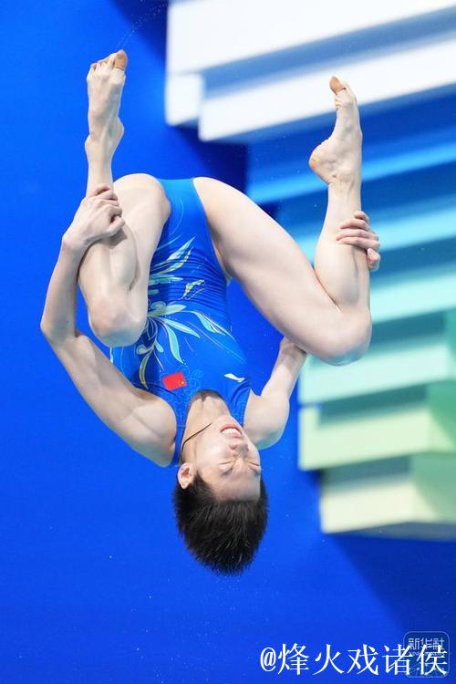 李亚杰勇夺全运会女子1米跳板跳水金牌 李亚杰勇夺全运会女子1米跳板跳水金牌